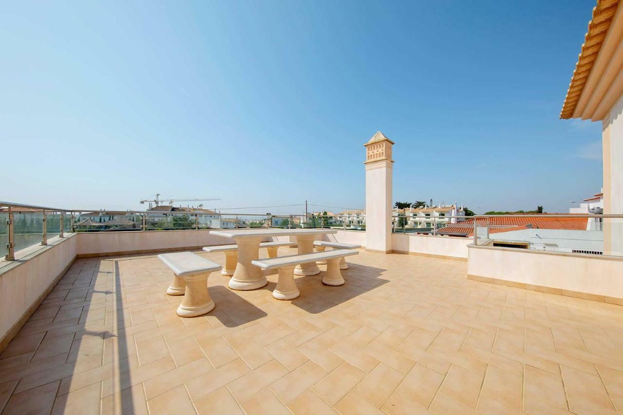 Villa Ruana - 5 Bedrooms On Suite- Free Out Door Hot Jacuzzi - By Bedzy Albufeira Exterior foto